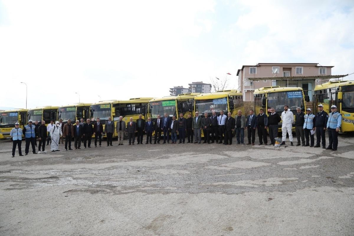 Gaziantep&rsquo;te &ouml;zel halk otob&uuml;sleri ve ticari taksiler de dezenfekte edildi