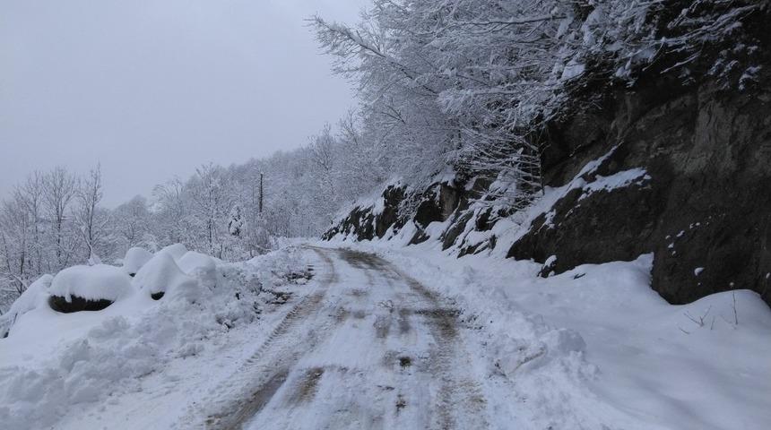 Trabzon’da kardan kapanan tüm mahalle yolları ulaşıma açıldı