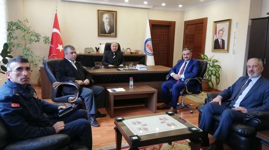 Develi protokol&uuml;nden korona vir&uuml;s&uuml;ne karşı &ouml;nlem toplantısı