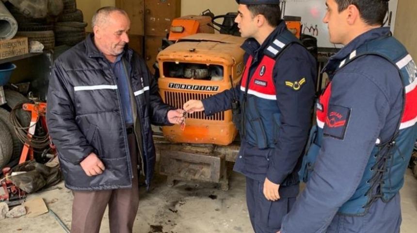 Trakt&ouml;r hırsızları yakalandı