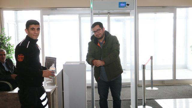 Aziziye’de korona seferberliği