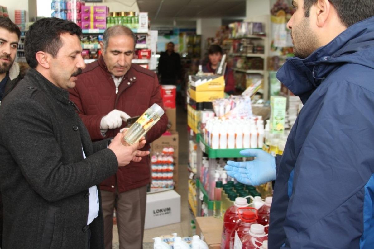 &Ouml;zalp Belediyesinden korona vir&uuml;s&uuml;ne karşı denetim