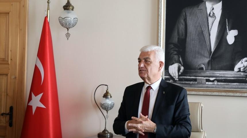 Başkan G&uuml;r&uuml;n, &Ccedil;anakkale Zaferi&rsquo;nin 105. yılını kutladı