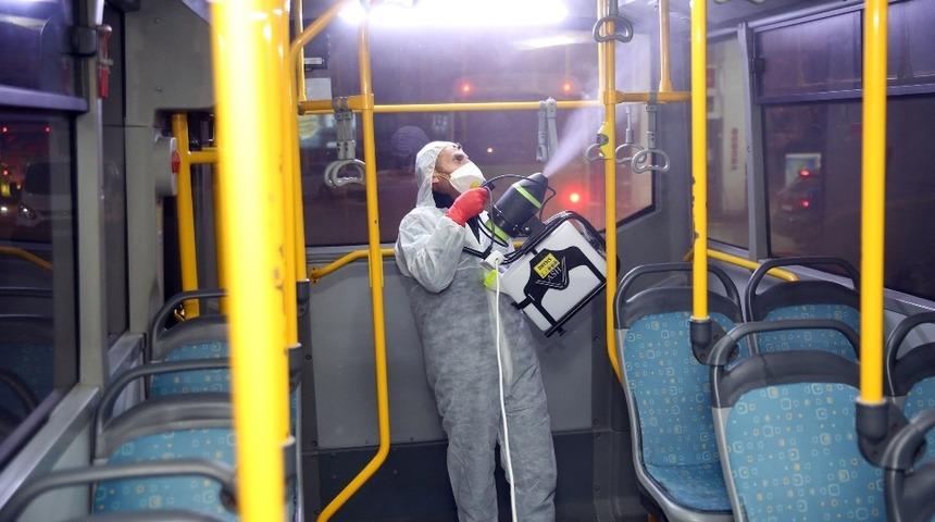 &Ccedil;ayırova&rsquo;da halk otob&uuml;sleri dezenfekte edildi