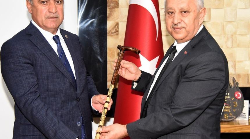 Afyon’dan Şırnak’a gönül köprüsü kuruluyor