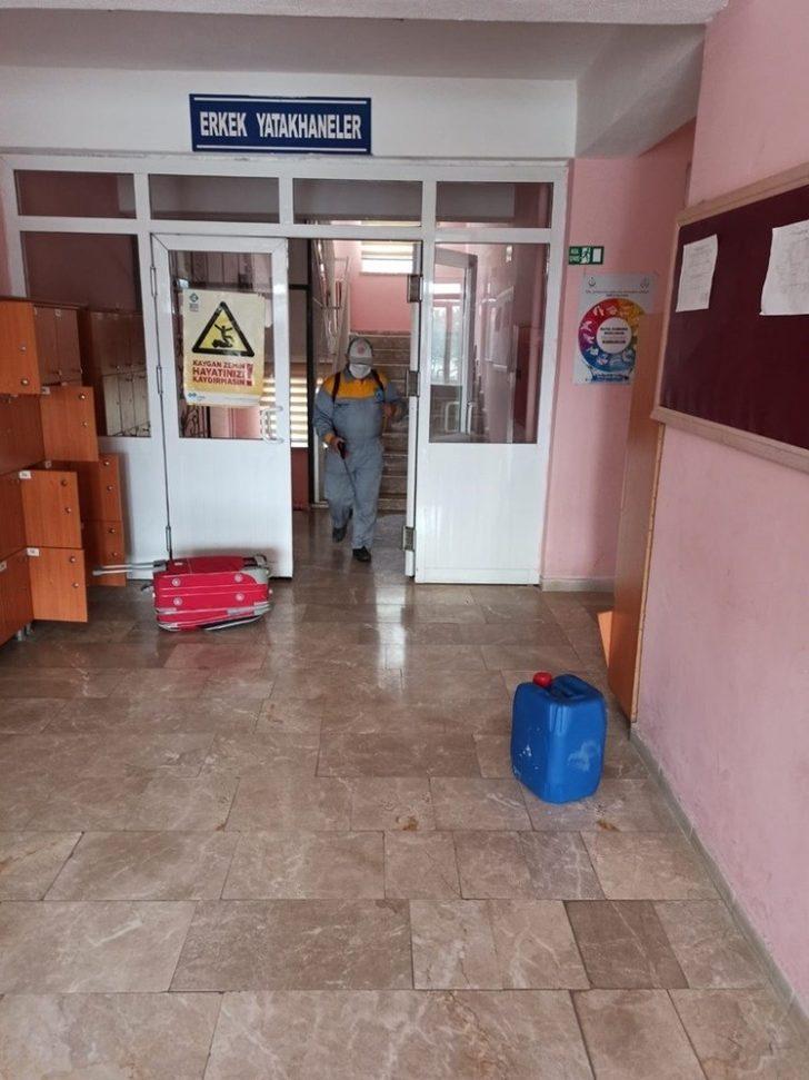Sungurlu’da okullar corona virüse karşı temizleniyor G2