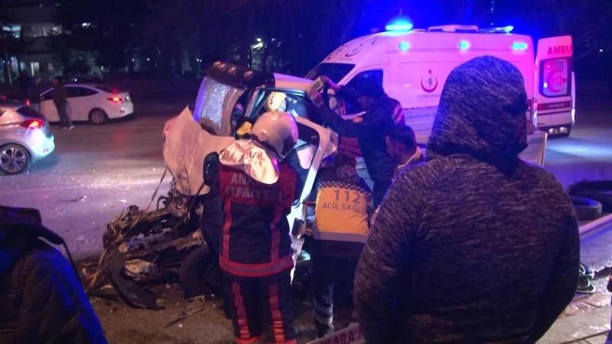 Başkent&rsquo;te otob&uuml;se arkadan &ccedil;arpan kamyonetin s&uuml;r&uuml;c&uuml;s&uuml; &ouml;ld&uuml;