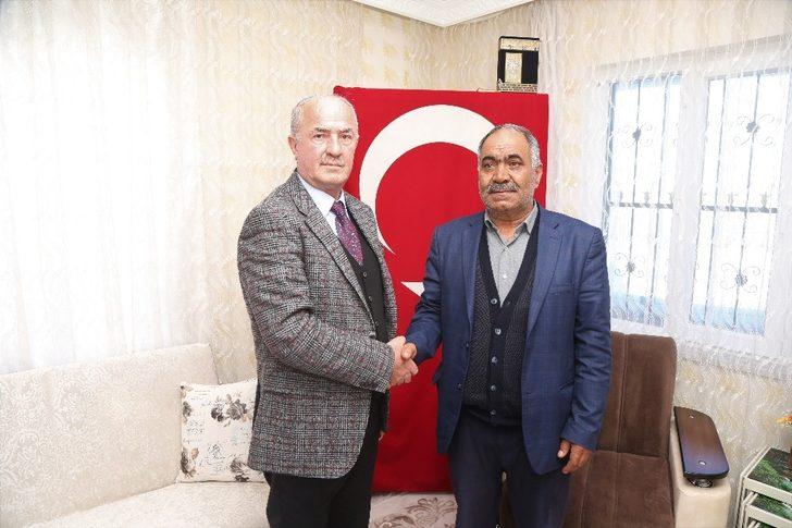 Başkan Akman’dan şehit ailelerine ziyaret G2