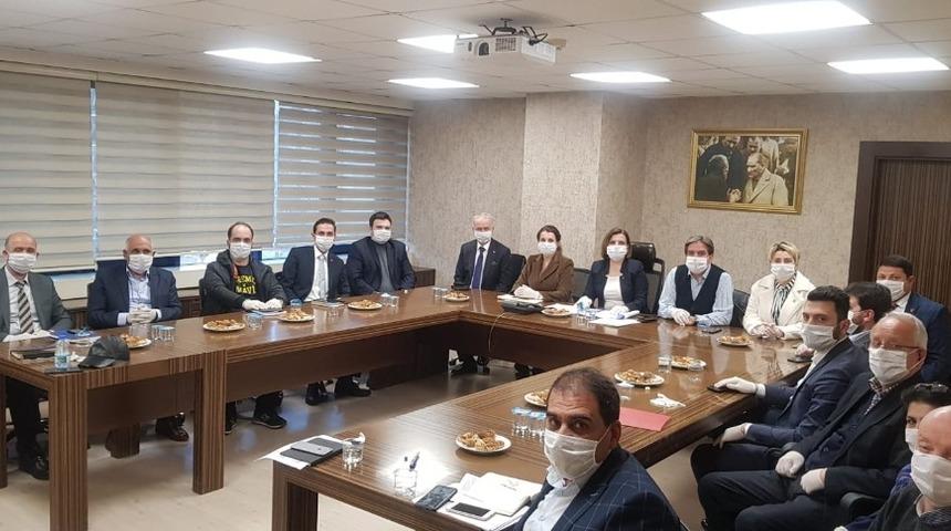 Başkan H&uuml;rriyet&rsquo;ten siyasi partilerle korona vir&uuml;s zirvesi