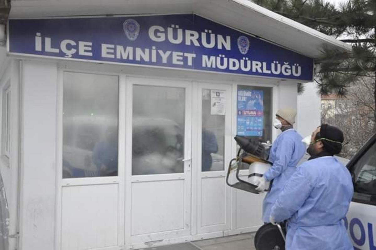 G&uuml;r&uuml;n il&ccedil;esinde dezenfekte &ccedil;alışmaları