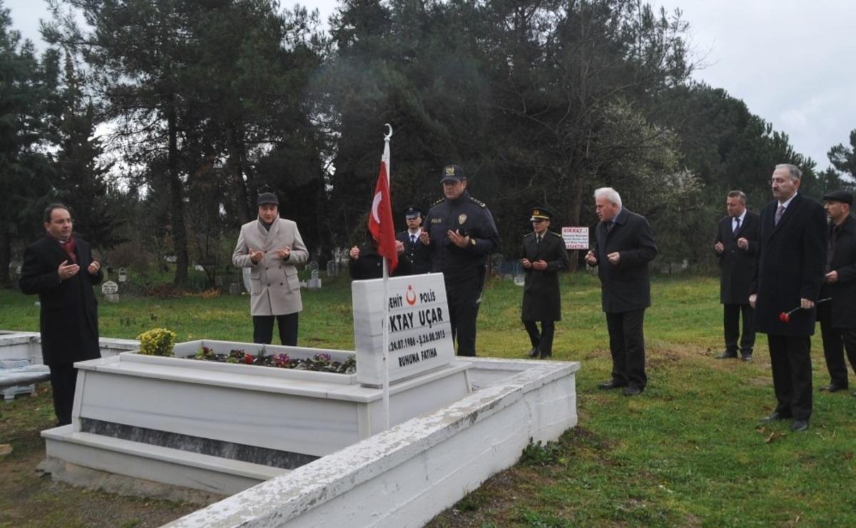 Şehitler sade bir t&ouml;renle anıldı