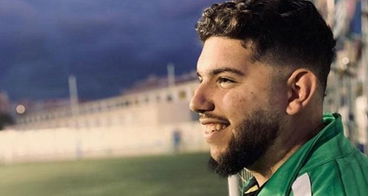 Malaga merkezli Atletico Portada Alta'da antrenörlük yapan 21 yaşındaki Francisco Garcia ise koronavirüs nedeniyle spor dünyasında hayatını kaybeden ilk kişi oldu.