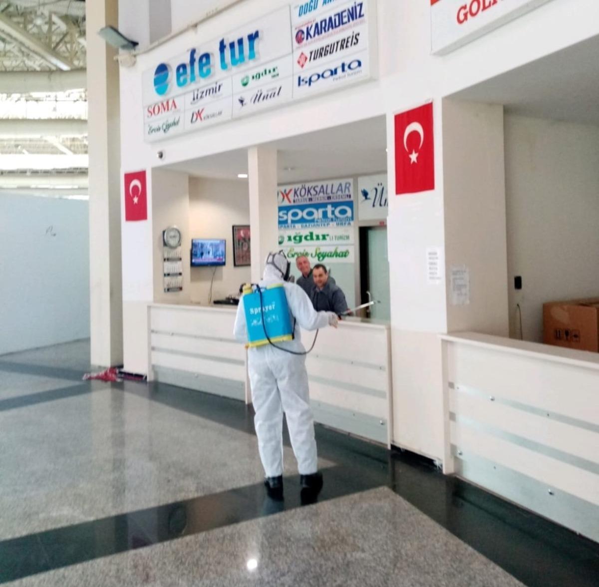 Terminallerde dezenfekte &ccedil;alışmaları devam ediyor