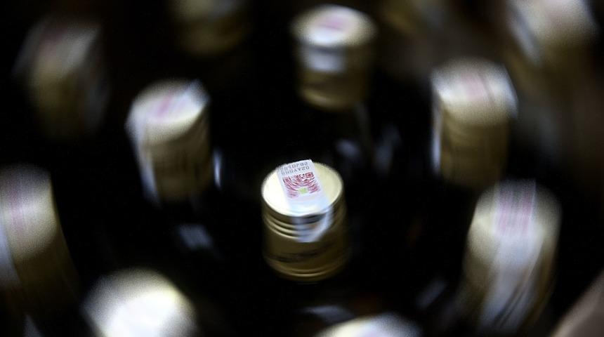 İstanbul’da ‘koronavirüse iyi geliyor’ diye içtikleri alkol ölümlerine sebep oldu