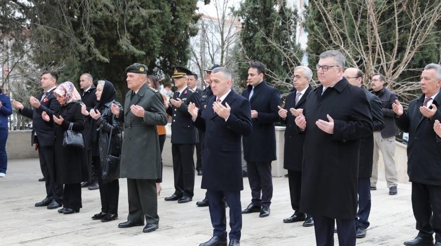 Kırklareli&rsquo;de &Ccedil;anakkale Zaferi&rsquo;nin 105. yılında sakin t&ouml;ren