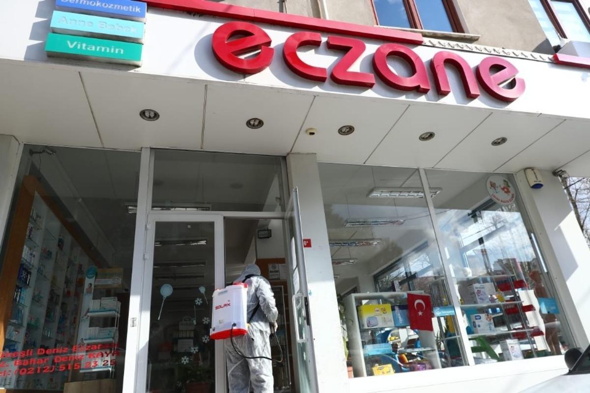 Bağcılar&rsquo;da vatandaşın ayak bastığı her alan dezenfekte edildi