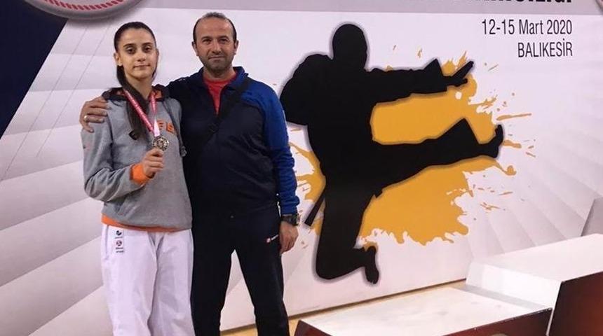 Diyarbekirsporlu karateci Türkiye ikincisi oldu