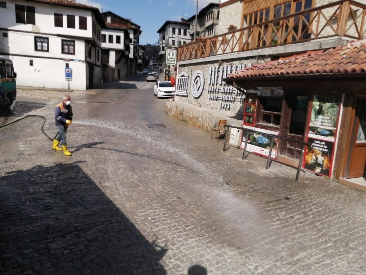 Safranbolu&rsquo;da dezenfektasyon &ccedil;alışmaları