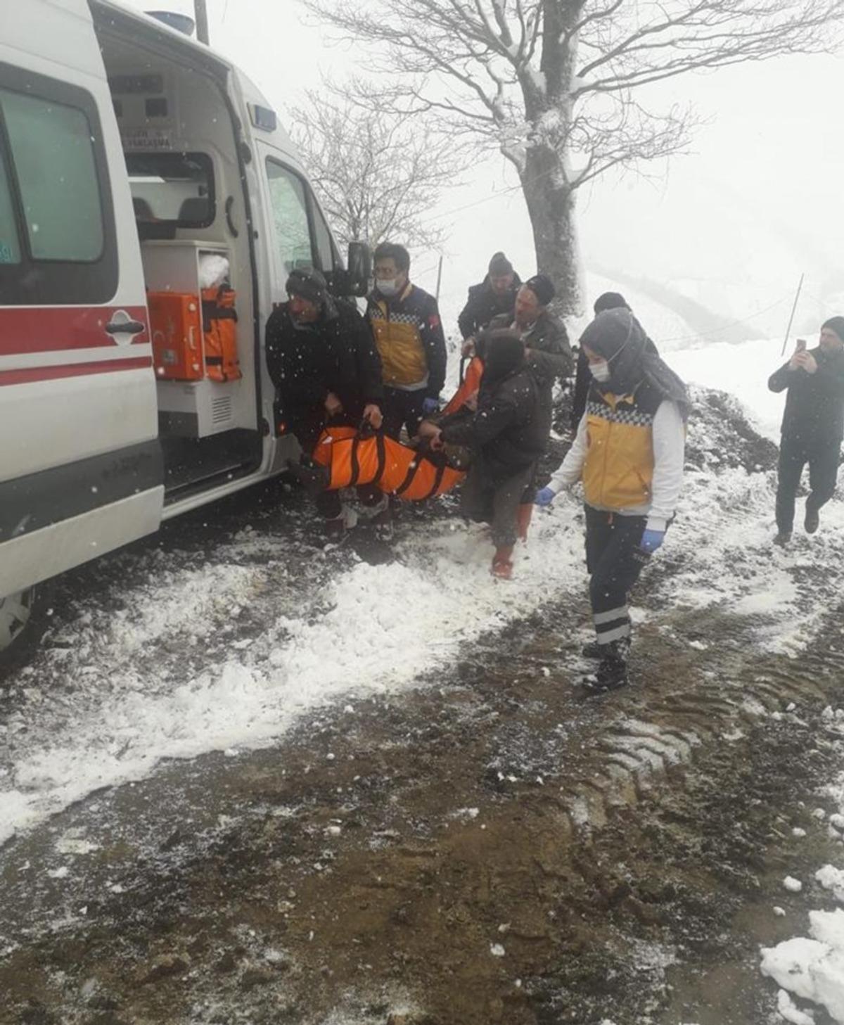 Tekkek&ouml;y Belediyesi ekipleri hastalar i&ccedil;in seferber oldu