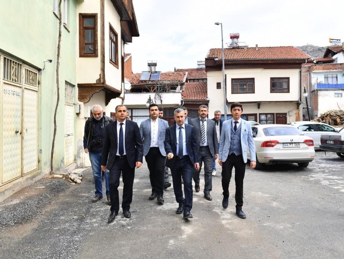 Başkan &Ccedil;ınar, yatırımları yerinde inceledi