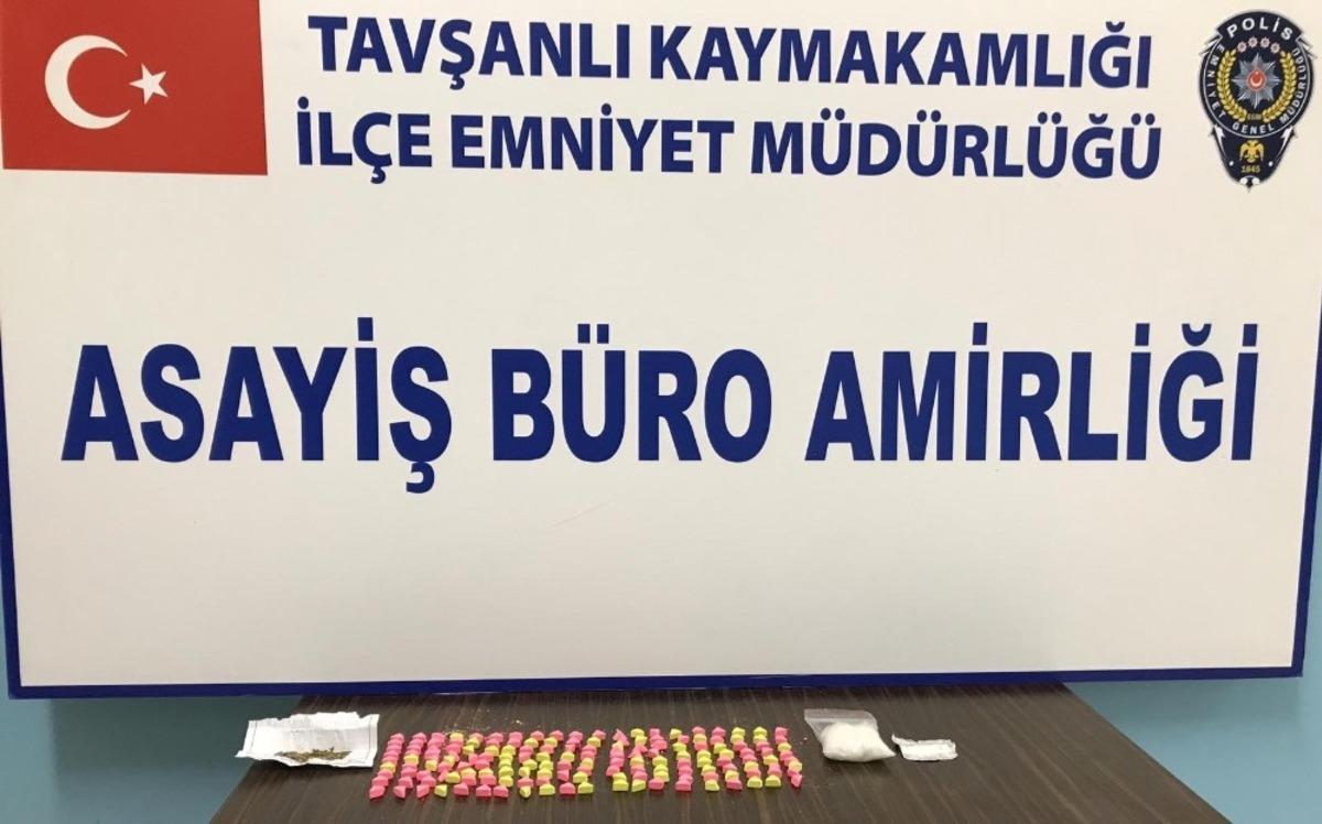 Tavşanlı&rsquo;da uyuşturucu operasyonu: 2 g&ouml;zaltı