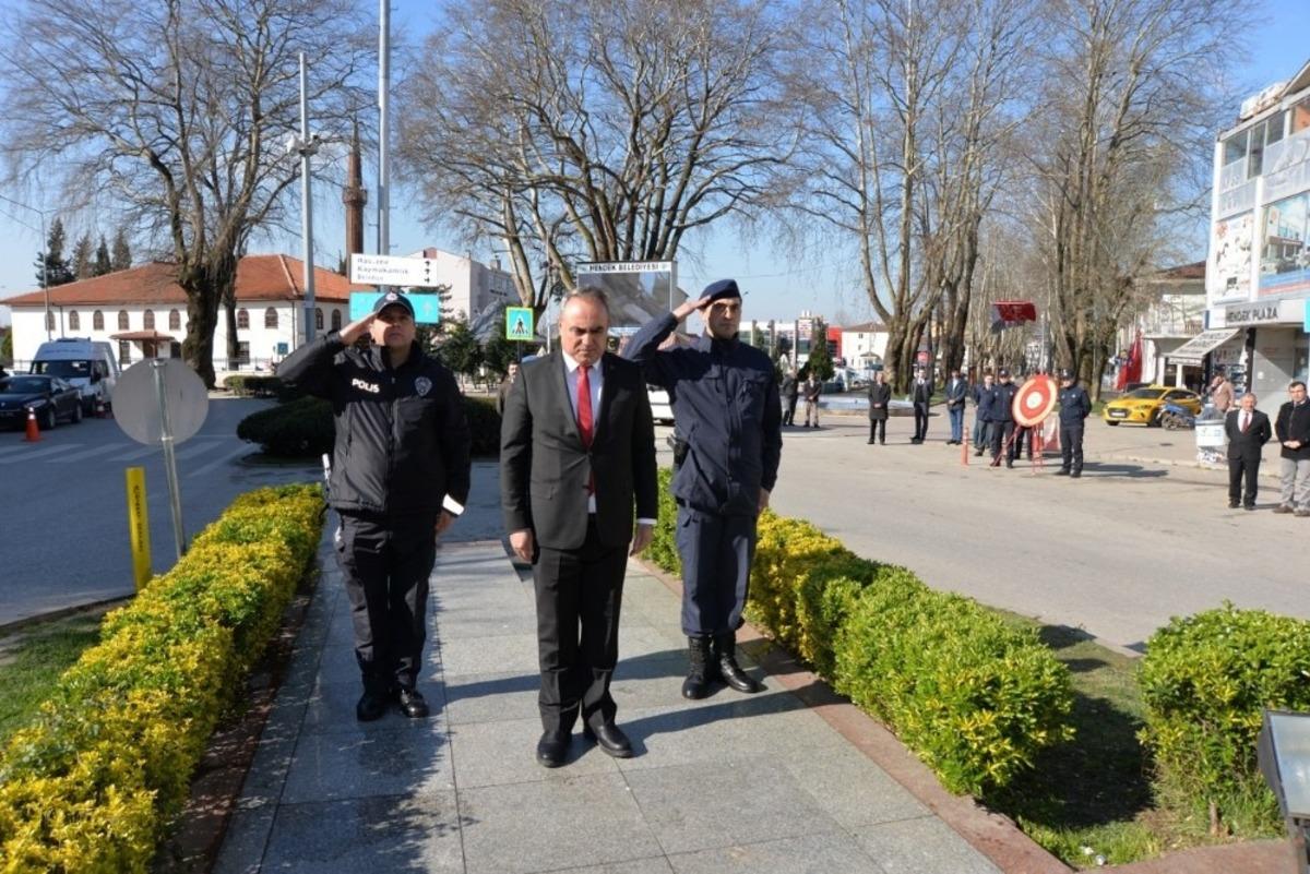 Hendek&rsquo;te şehitleri anma programı ger&ccedil;ekleşti