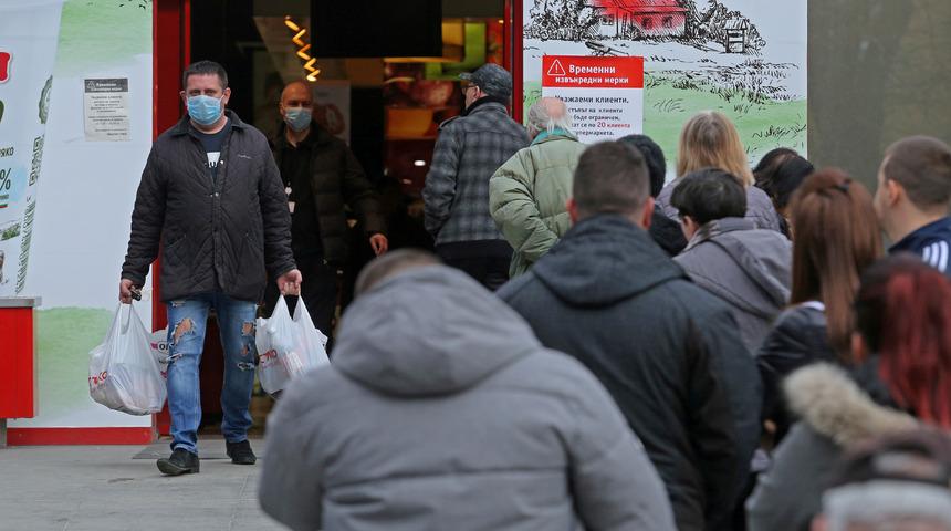 Bulgaristan&rsquo;da sağlık g&ouml;revlilerinden koronavir&uuml;s istifası