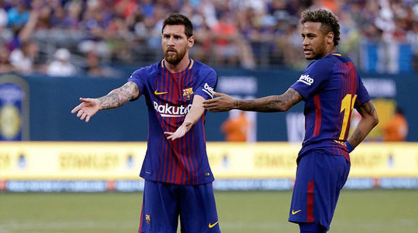 Barcelona'ya transfer olmak isteyen Neymar'a koronavirüs engeli!