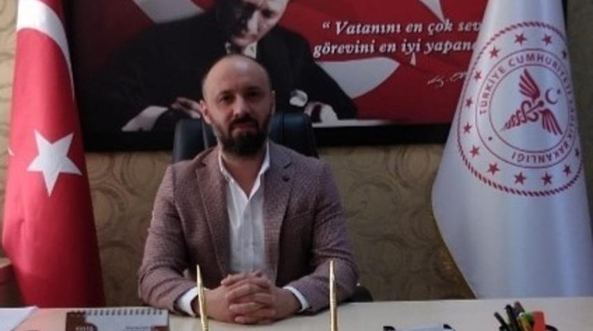 Başhekim Kartal: "Yalan haberlerle kaos ortamı oluşturmaya çalışıyorlar"