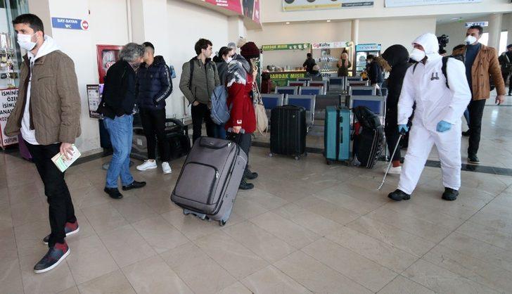 Büyükşehir şehri baştan aşağı dezenfekte ediyor G5