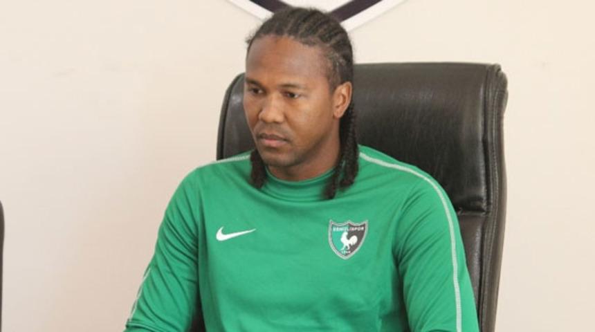 Denizlispor'da Rodallega liglerin ertelenmesini istiyor!