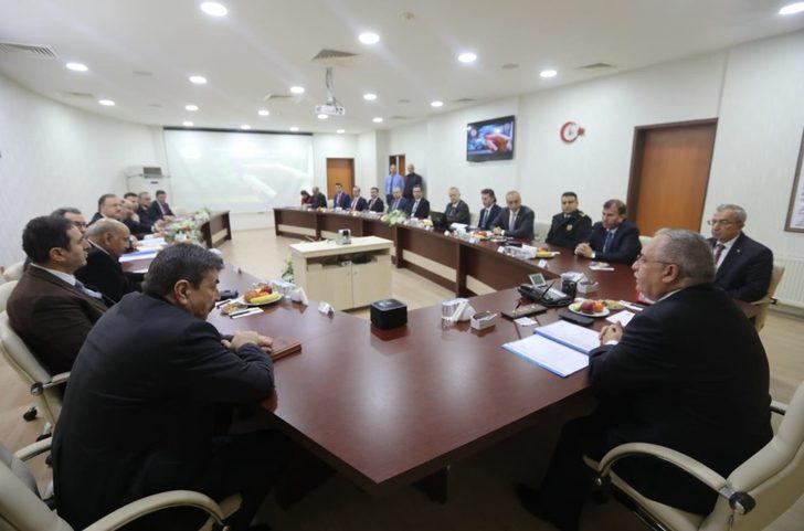 Sakarya Valiliğinde koronavirüs toplantısı G3