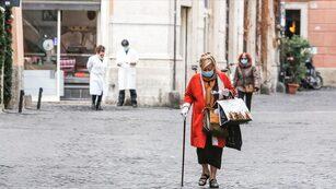 İtalya&rsquo;da 3 Mayıs&rsquo;tan bu yana en y&uuml;ksek g&uuml;nl&uuml;k vaka sayısı