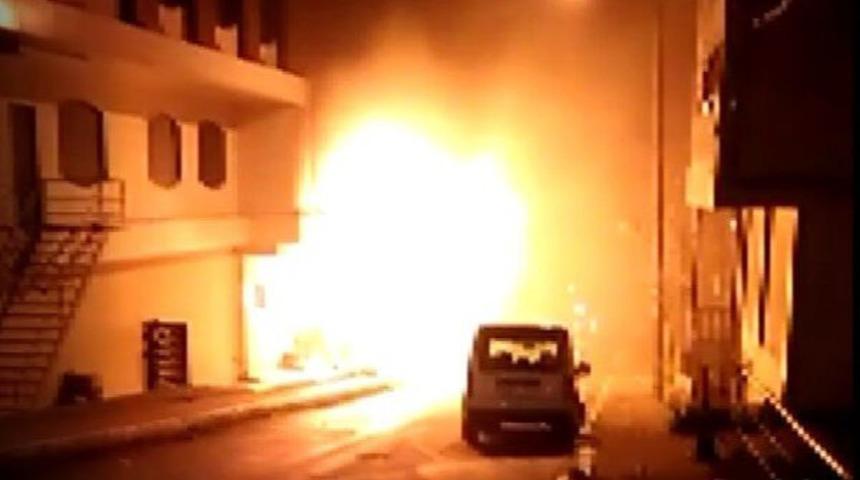 Beylikdüzü’nde korkutan otel yangını