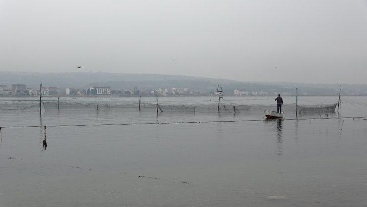 Binlerce yıllık yöntemle günde 1 ton balık yakalıyorlar G2