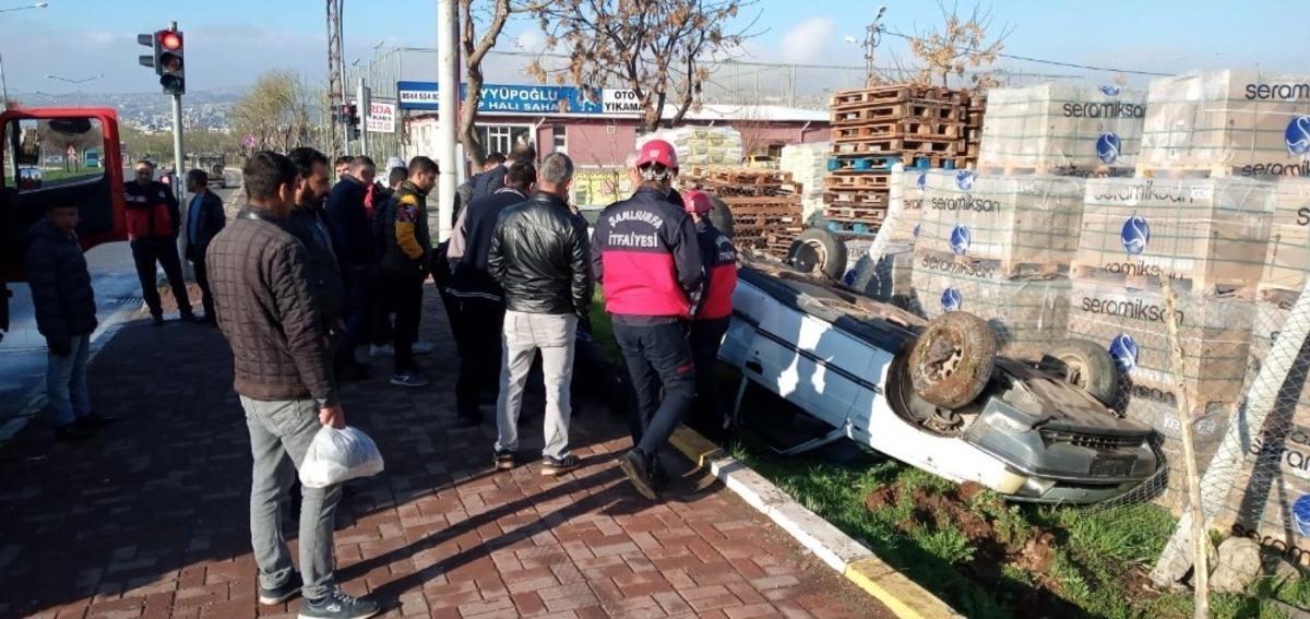 Şanlıurfa&rsquo;da otomobil takla attı: 1 yaralı