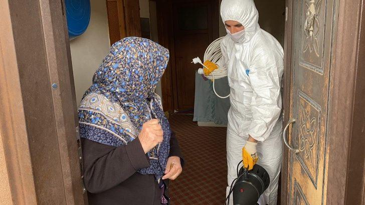 Evi temizlenen yaşlı kadından Cumhurbaşkanı Erdoğan’a dua G3