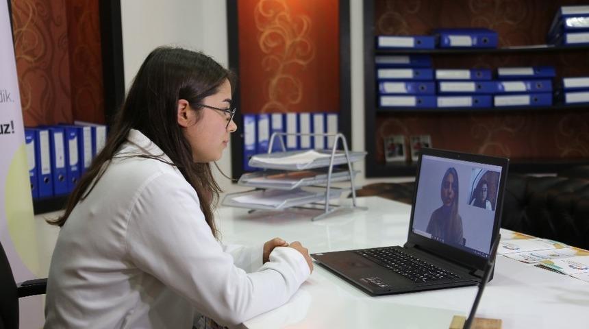 Erdemli Belediyesi Kadın Danışma Merkezi &rsquo;online terapi&rsquo; başlatıyor