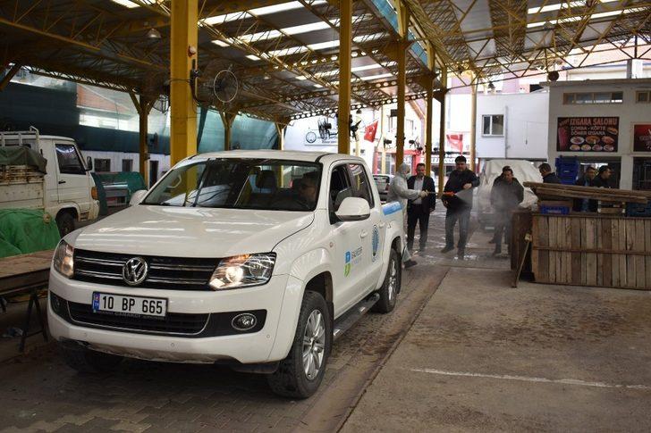 Havran’da 24 saat aralıksız dezenfekte çalışması yapılıyor G3