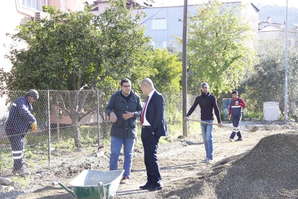 Ortaca&rsquo;da parke &ccedil;alışmaları aralıksız s&uuml;r&uuml;yor