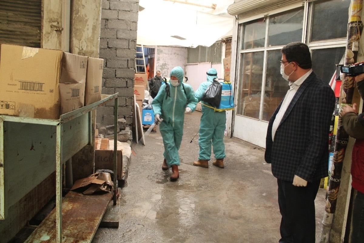 Sur&rsquo;da korona vir&uuml;s&uuml;ne karşı sıkı tedbir