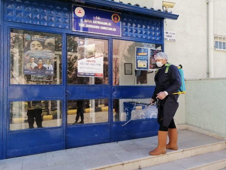 Bayat’ta virüse karşı ilaçlama çalışmaları sürüyor G1