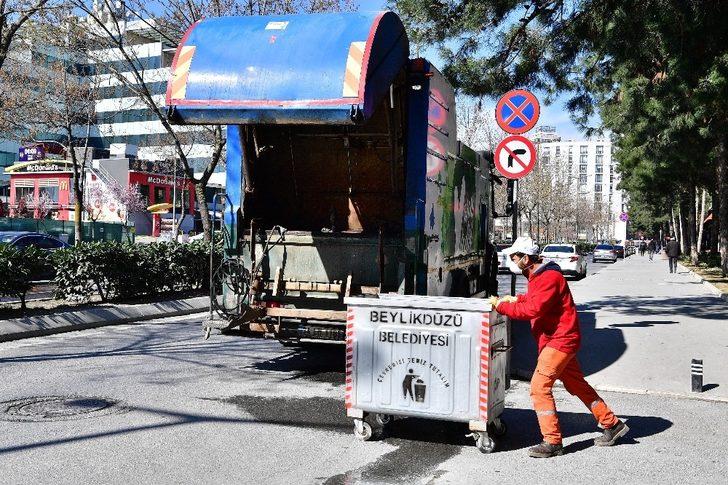 Beylikdüzü’nde tüm yollar düzenli olarak temizleniyor G3
