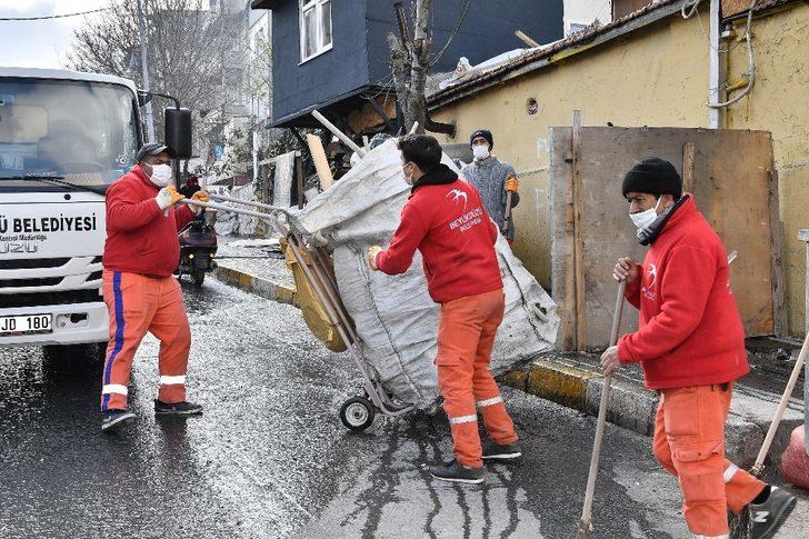 Beylikdüzü’nde tüm yollar düzenli olarak temizleniyor G4