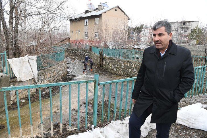 Muş Belediyesinden Soğurman Deresi’nde ıslah çalışması G3