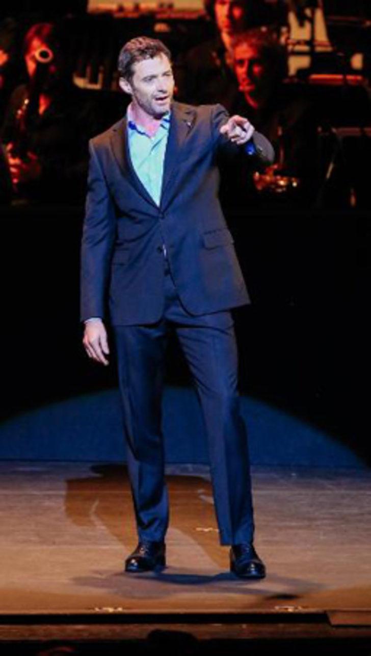 Gösteriye ünlüler akın etti G2