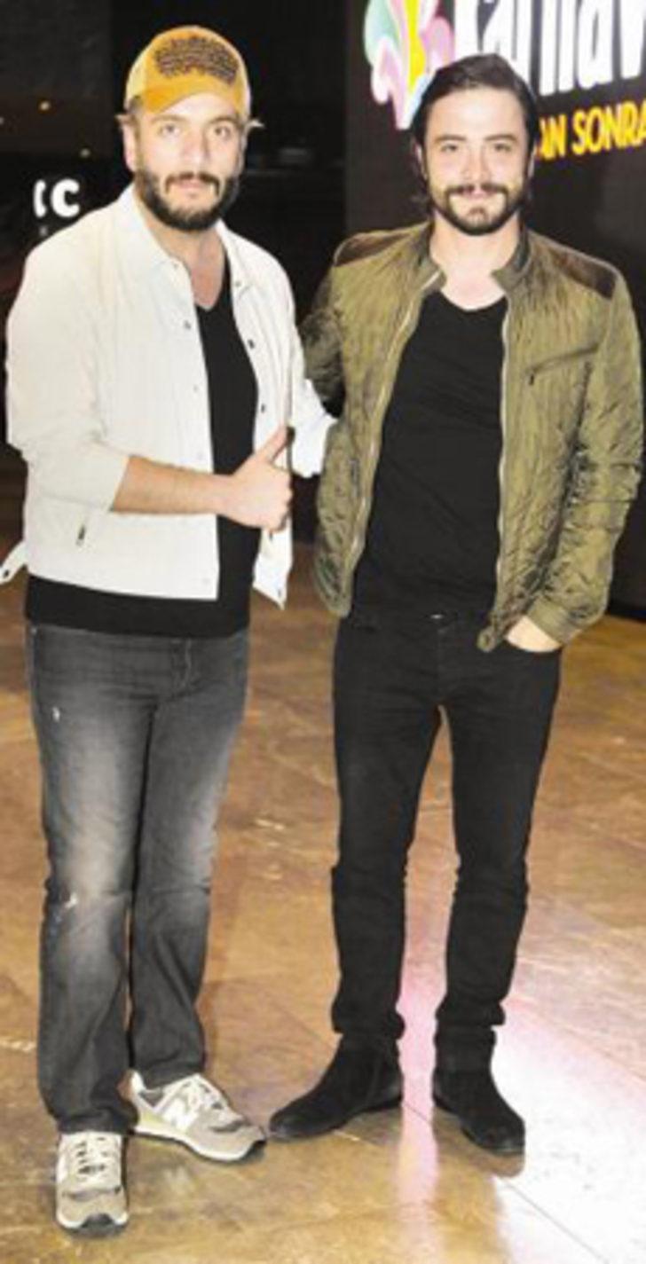 Gösteriye ünlüler akın etti G4