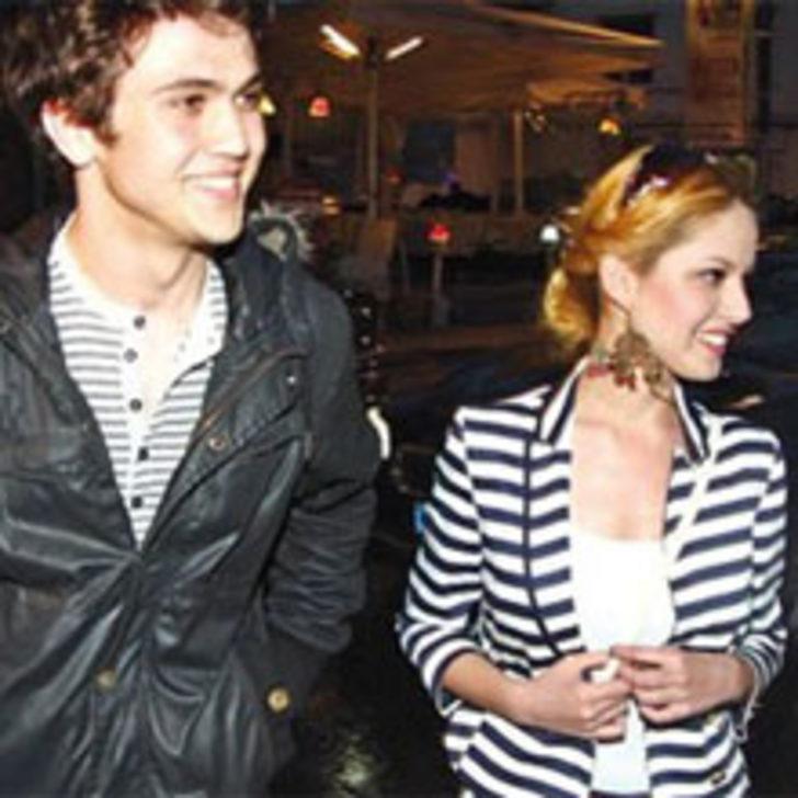 İşte Mete'nin Sevgilisi