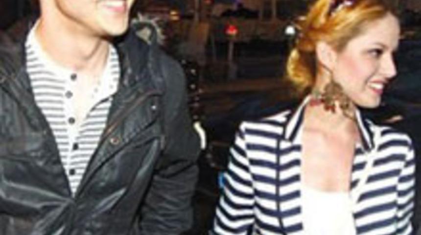 İşte Mete'nin Sevgilisi