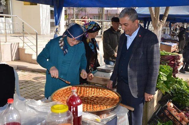 Koçarlı semt pazarlarında korona önlemi